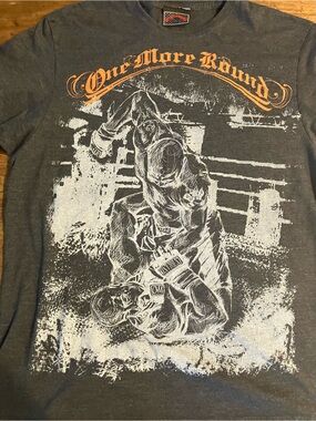 One More Round MMA Y2K Graphic Tee Fighter Design Shirt Sketch Art Mens Large